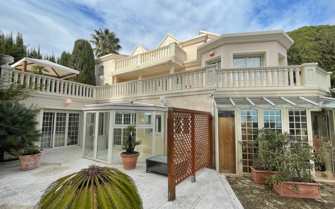 Vente Maison – 10 pièces – 382 m² à Roquebrune-cap-martin (06190)