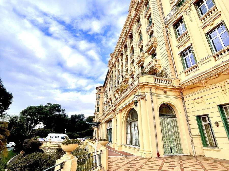 Vente Appartement – 4 pièces – 150 m² à Menton (06500)